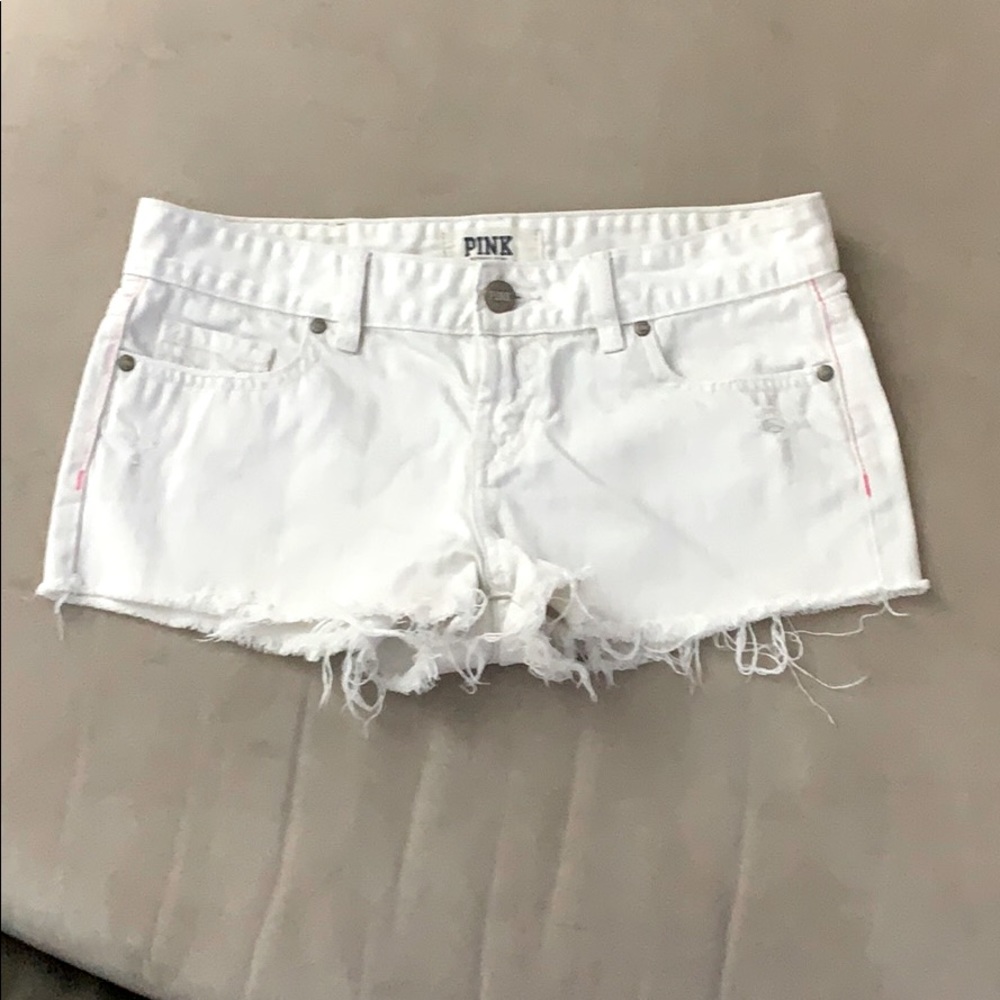 PINK size 2 WHITE RIPPED JEAN SHORTS